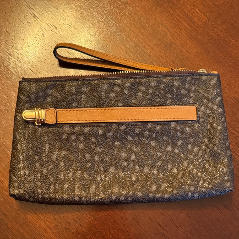 Michael Kors Black and Tan Wristlet Clutch